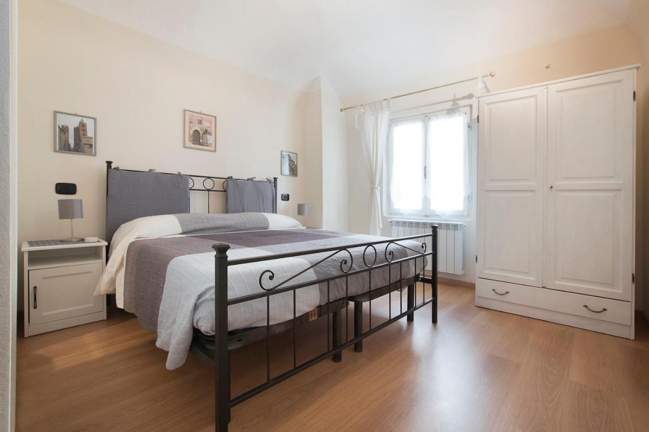 B&B Sotto Le Torri Albenga Ngoại thất bức ảnh